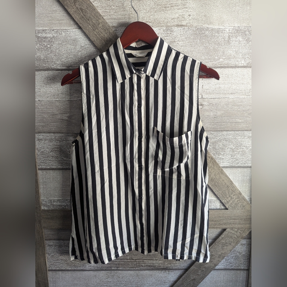 SOLD --- Club Monaco Sleeveless Blouse